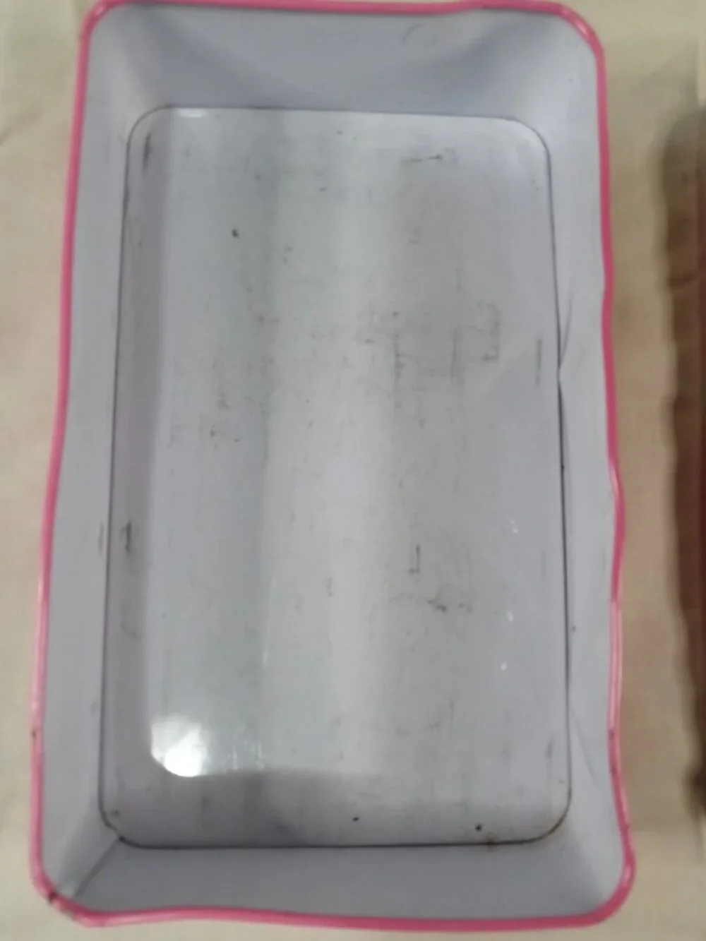 *Empty Box* Hello Kitty Dominoes Iron Tin Storage Box *VINTAGE* in Good Cond